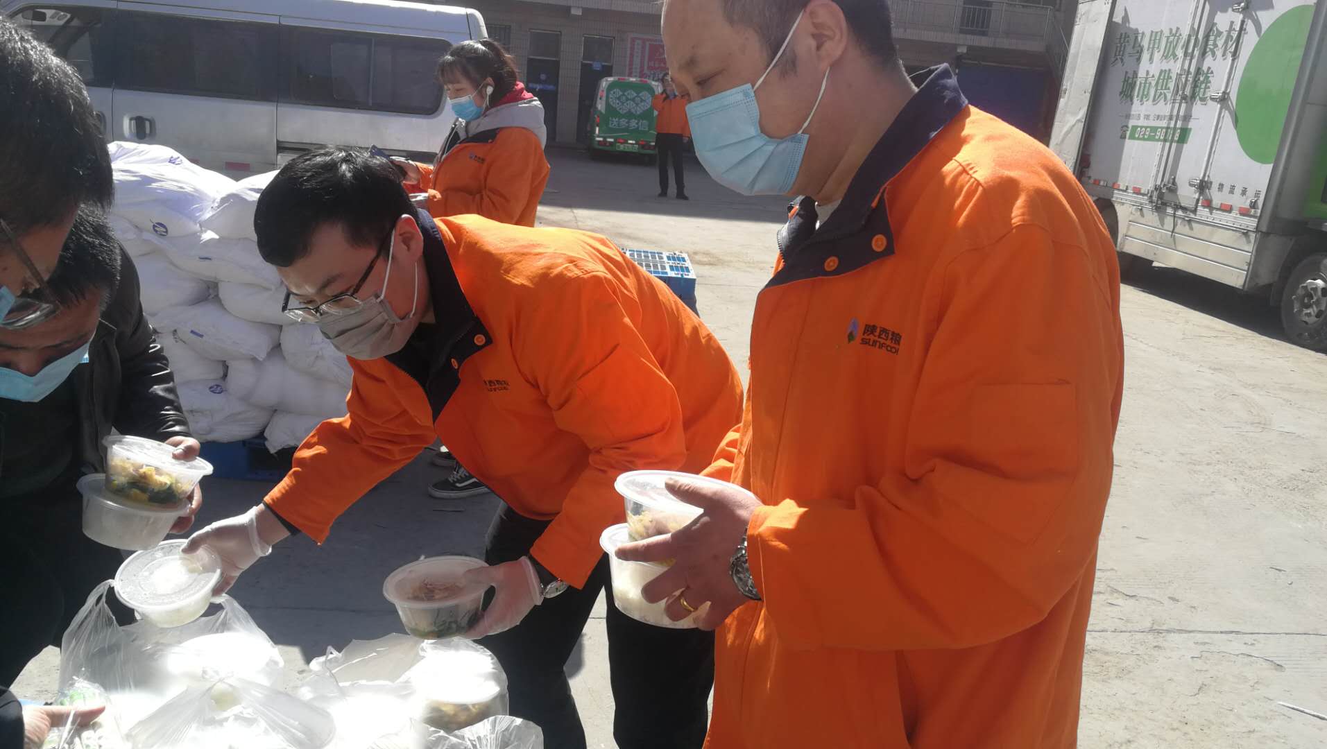 抗疫情 保供應 志愿行 ——糧農營銷學雷鋒志愿服務月正式啟動