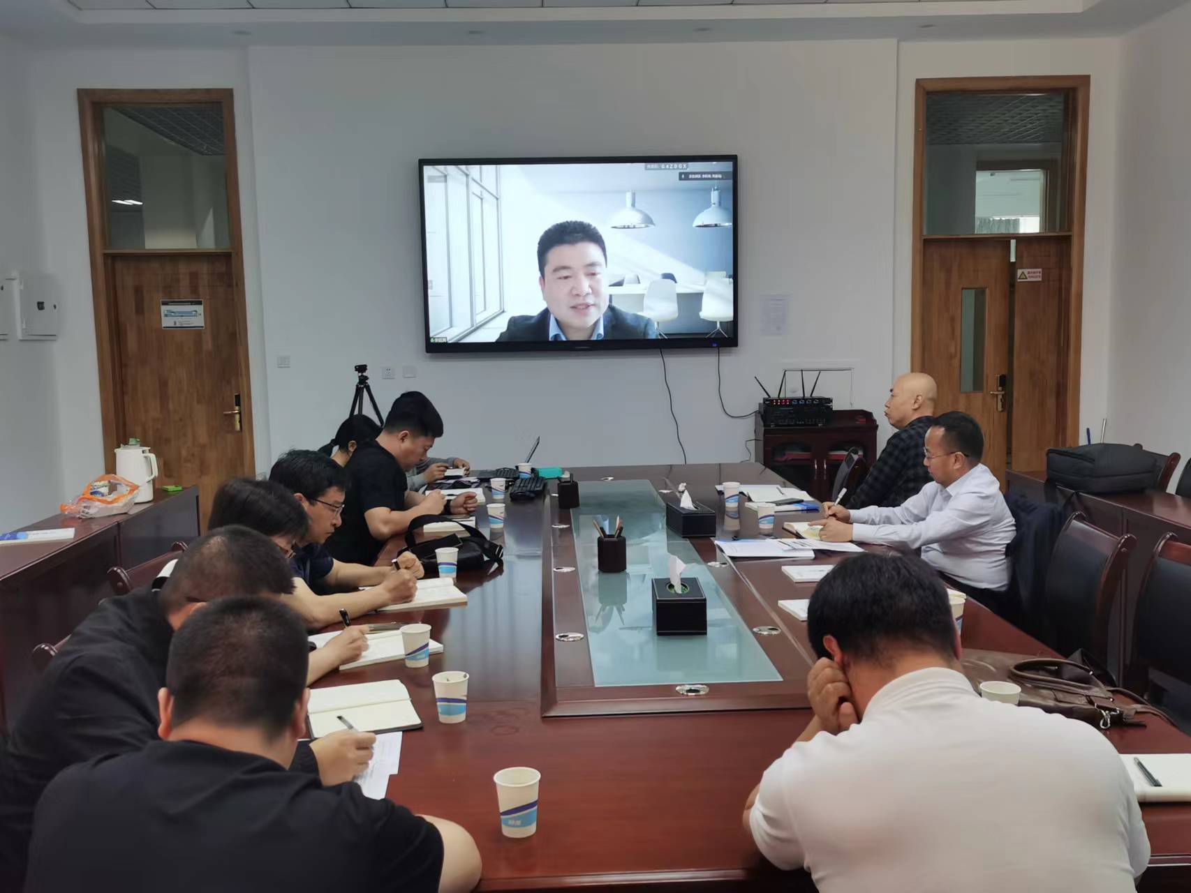 糧農集團主持國家重點研發計劃項目課題“黃土高塬溝壑區適水改土與豐產優質協同技術集成及示范”啟動會暨實施方案交流會順利召開