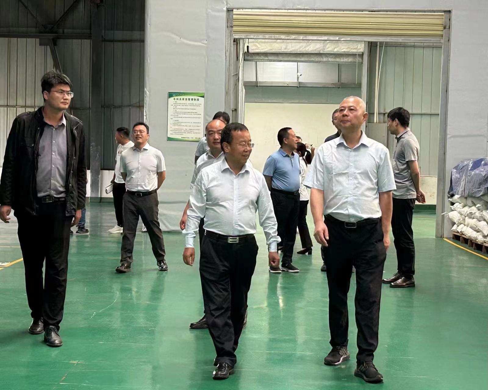 周小林帶隊赴云南魔芋公司調研指導工作