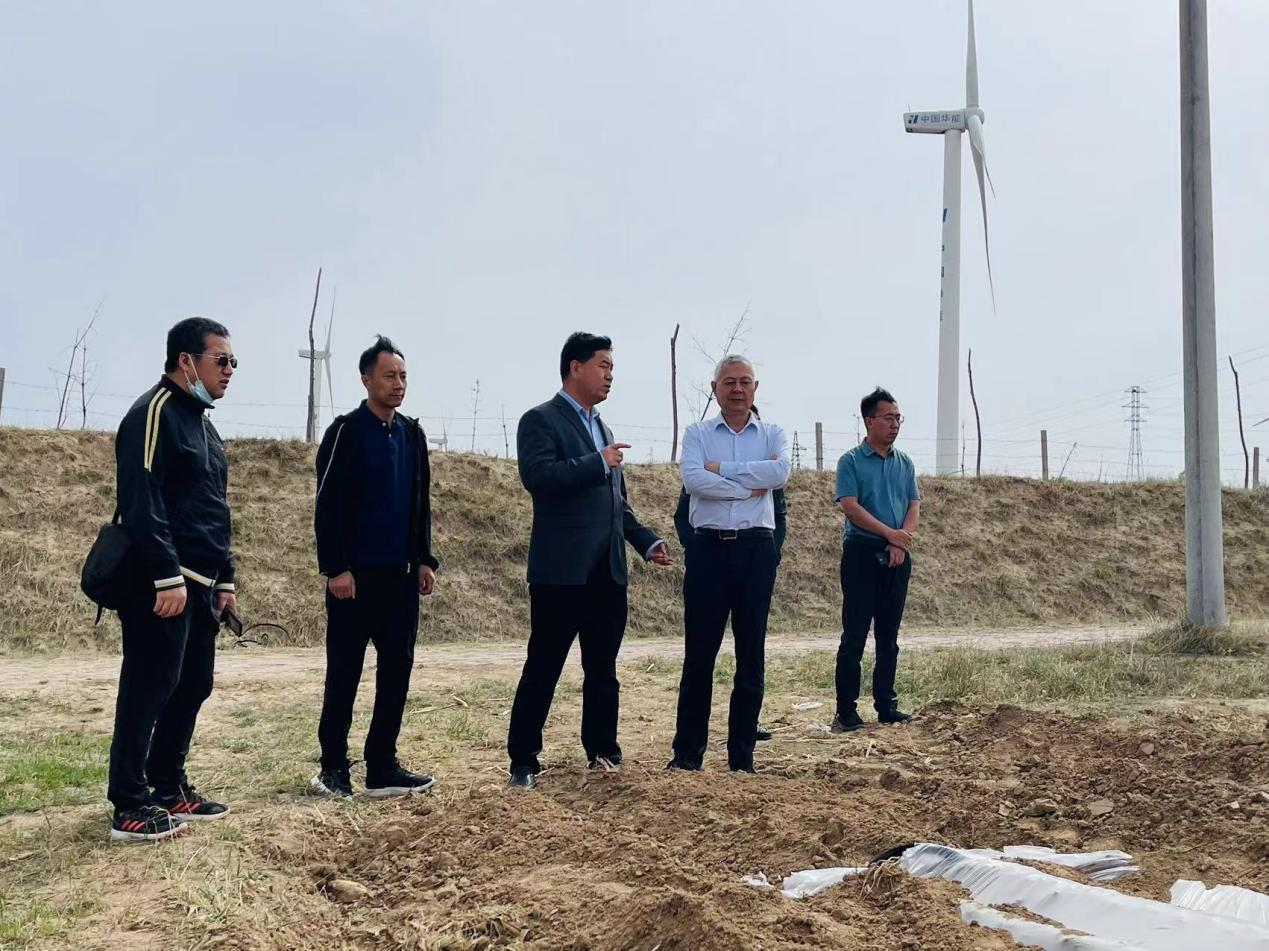 周小林帶隊赴楊凌數科榆林基地指導春播工作
